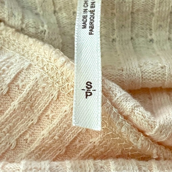 Free People Mixed Up Sweater Cuff Thermal Top – Size Small Petite - Picture 8 of 10